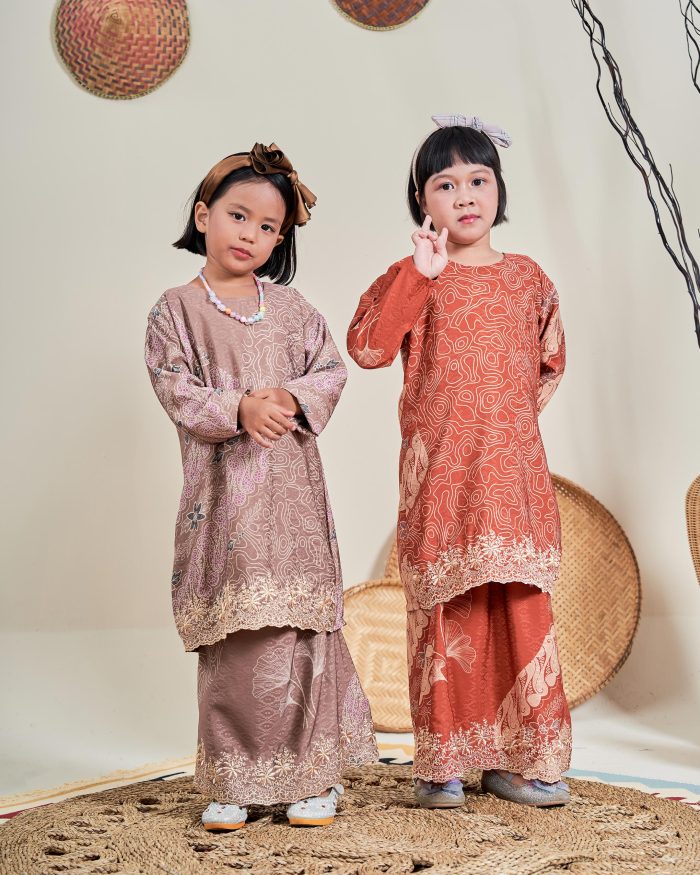 Baju Kurung Moden Batik Sulam Sultanah 10.0 Kids - Manira Navy Blue - Image 4