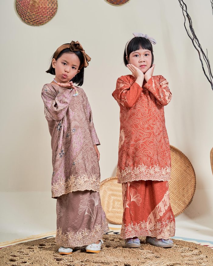 Baju Kurung Moden Batik Sulam Sultanah 10.0 Kids - Manira Brick Orange - Image 4