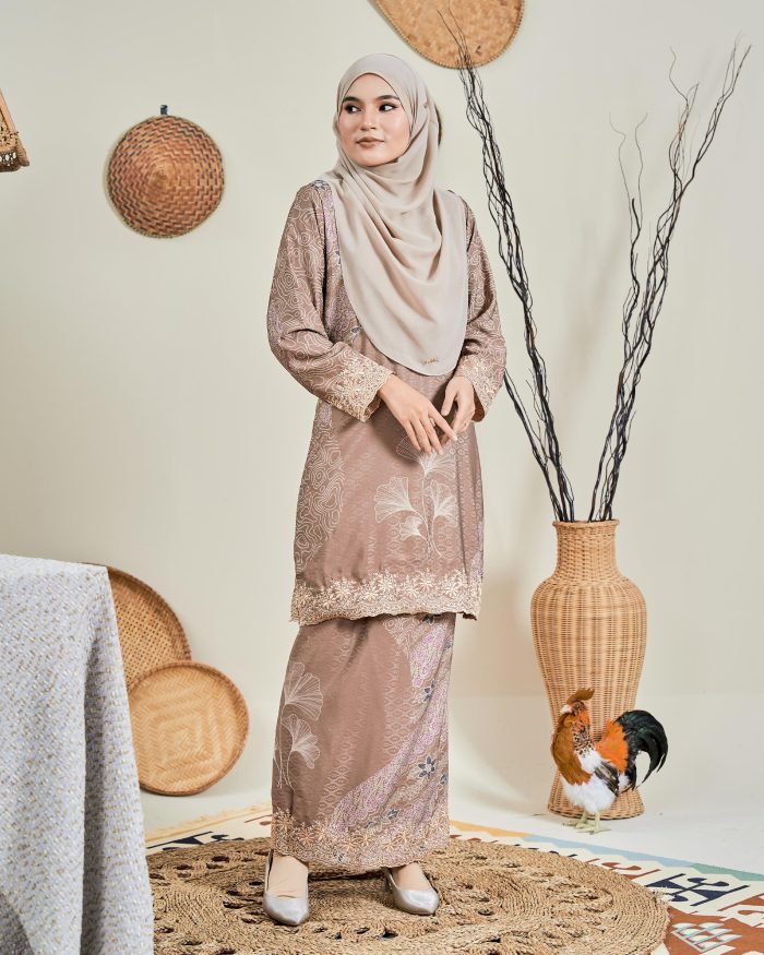 Baju Kurung Moden Batik Sulam Sultanah 10.0 - Manira Sand Brown