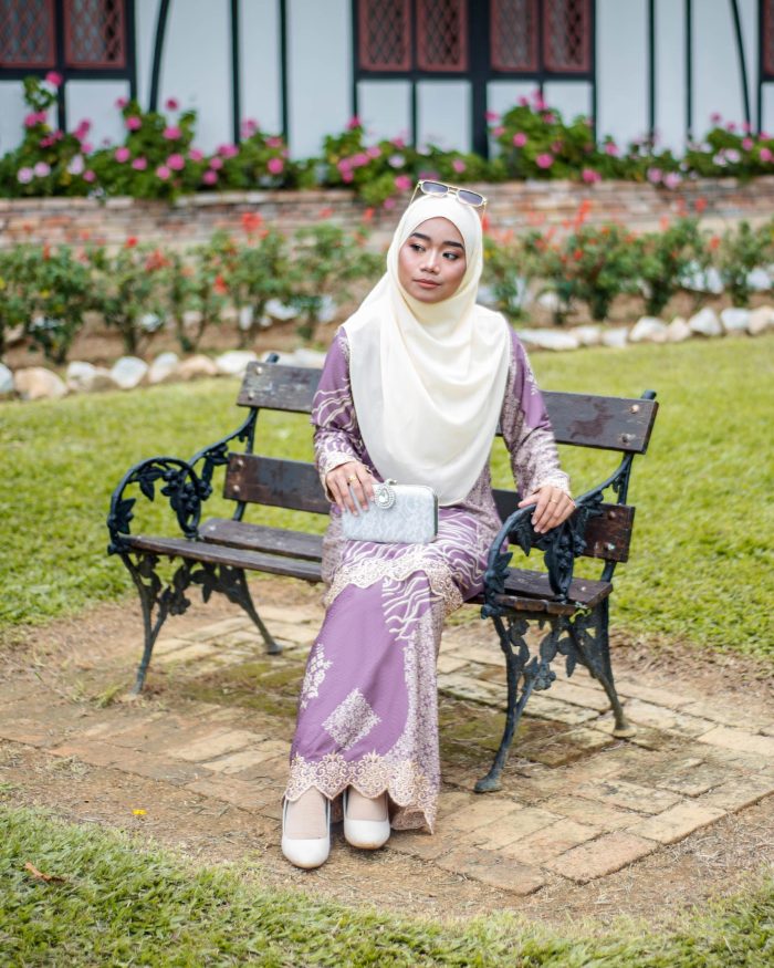 Baju Kurung Moden Batik Sulam Sultanah 10.0 – Melati Iris Purple - Image 3