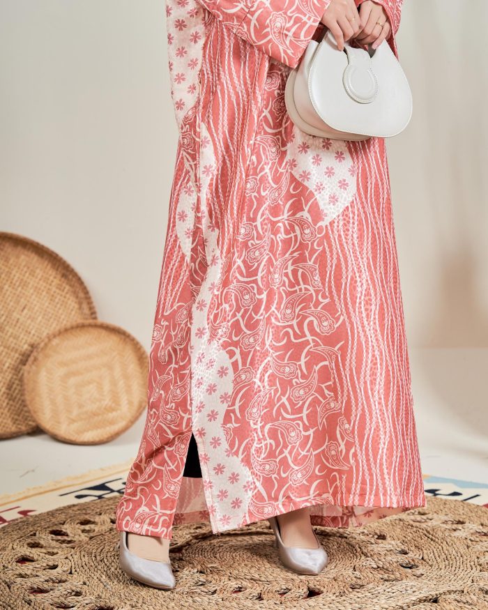 Kaftan Batik Sultanah Melur - Cream Salmon - Image 2
