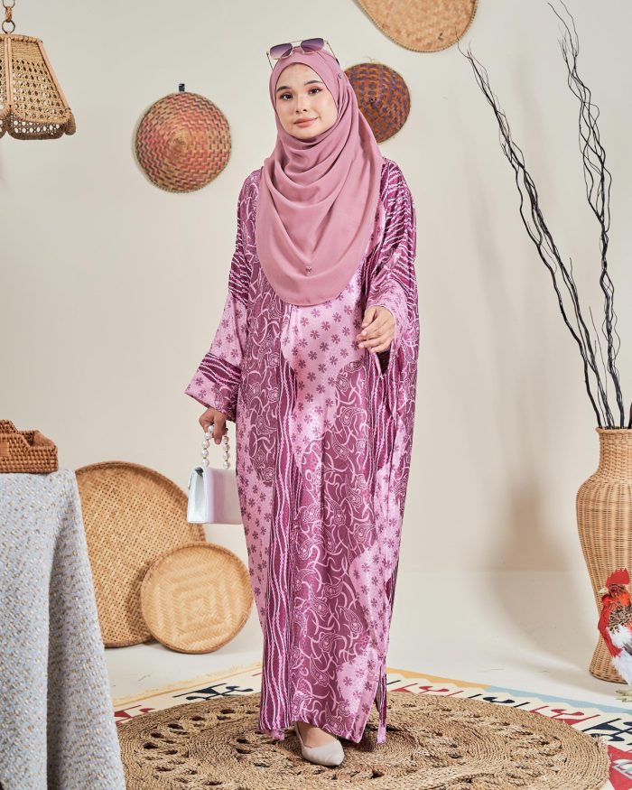 Kaftan Batik Sultanah Melur - Plum Pink - Image 4