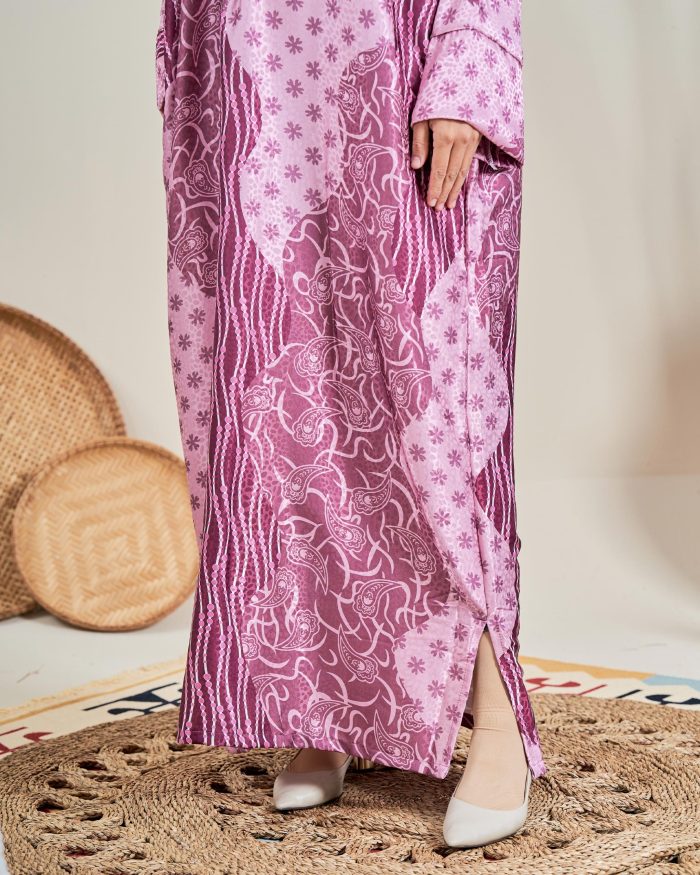 Kaftan Batik Sultanah Melur - Plum Pink - Image 3