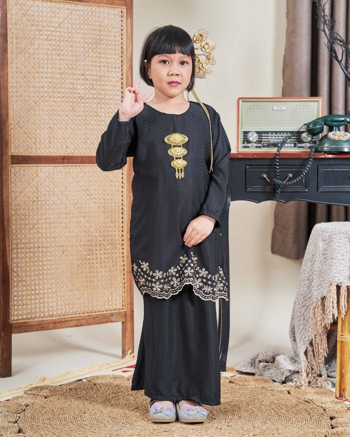 Baju Kurung Moden Sulam Sultanah Kids 10.0 - Murni Black