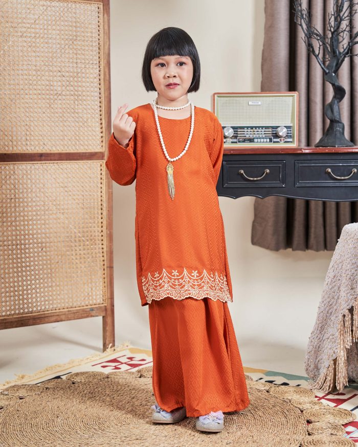 Baju Kurung Moden Sulam Sultanah Kids 10.0 - Murni Brick Orange - Image 3