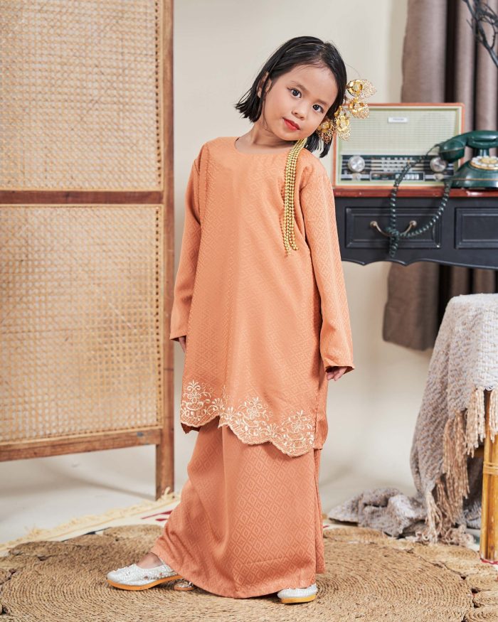 Baju Kurung Moden Sulam Sultanah Kids 10.0 - Murni Coral Salmon