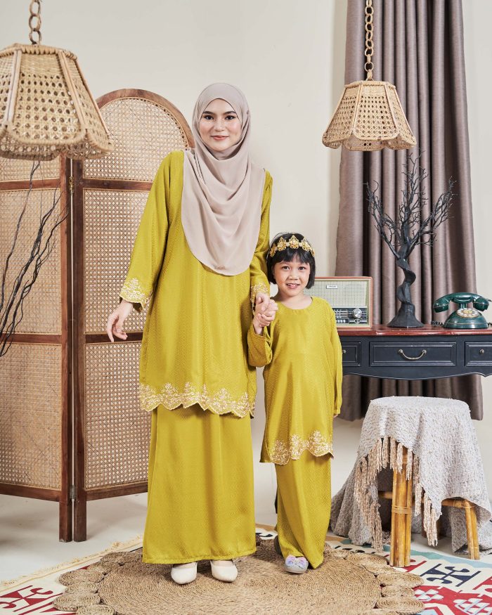 Baju Kurung Moden Sulam Sultanah Kids 10.0 - Murni Lemonade - Image 4