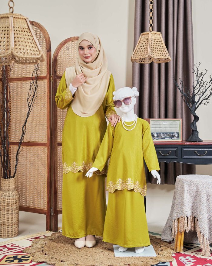 Baju Kurung Moden Sulam Sultanah 10.0 - Murni Lemonade - Image 4