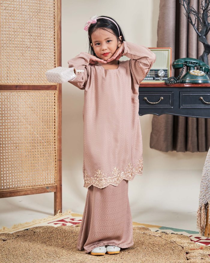 Baju Kurung Moden Sulam Sultanah Kids 10.0 - Murni Nude Brown - Image 2