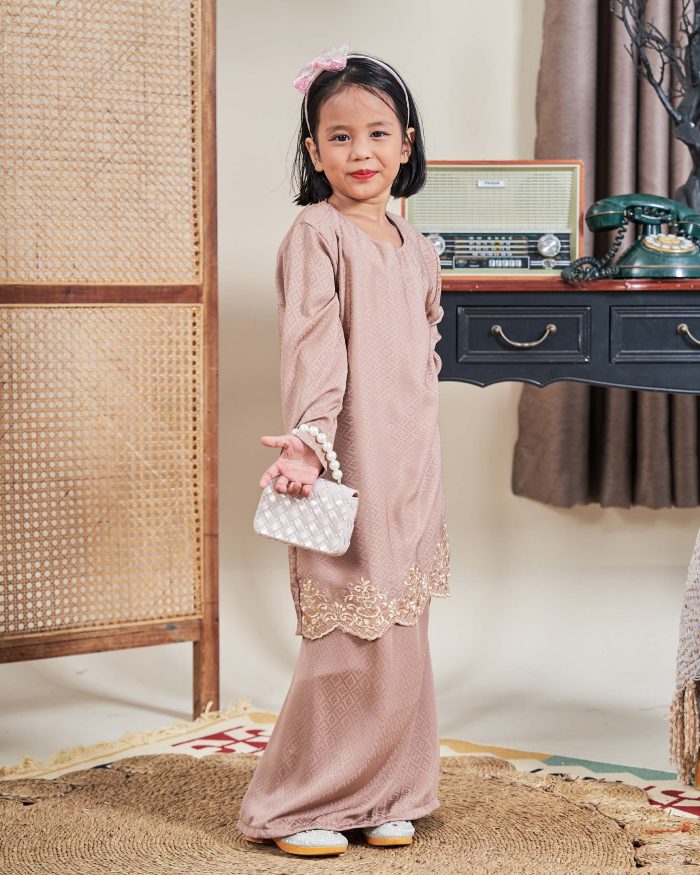 Baju Kurung Moden Sulam Sultanah Kids 10.0 - Murni Nude Brown - Image 3