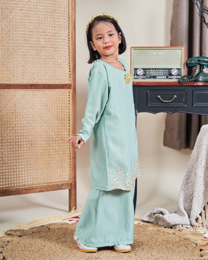 Baju Kurung Moden Sulam Sultanah Kids 10.0 - Murni Sweet Minty