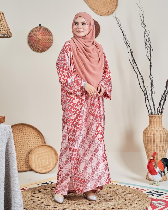 Kaftan Batik Sultanah – Zahra Crimson Red