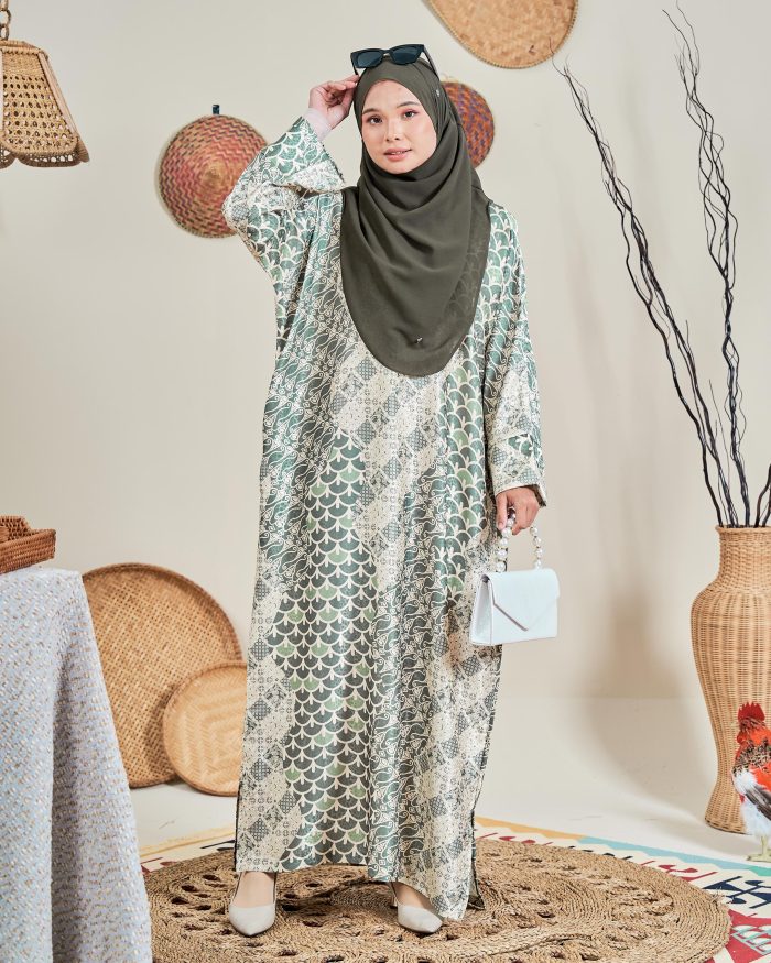Kaftan Batik Sultanah – Zahra Olive Green - Image 3