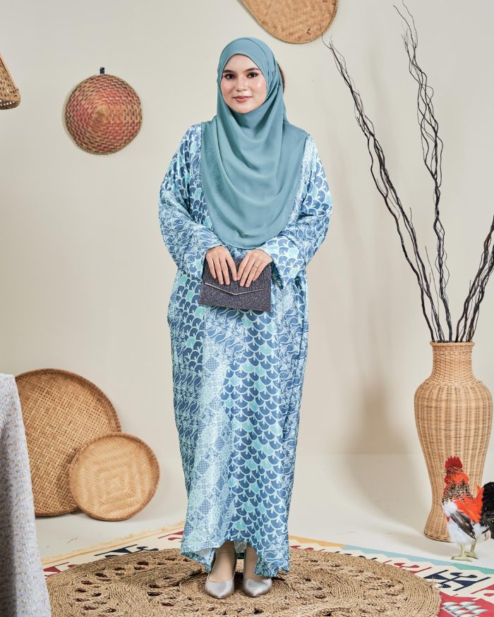 Kaftan Batik Sultanah – Zahra Turqoise Blue - Image 3