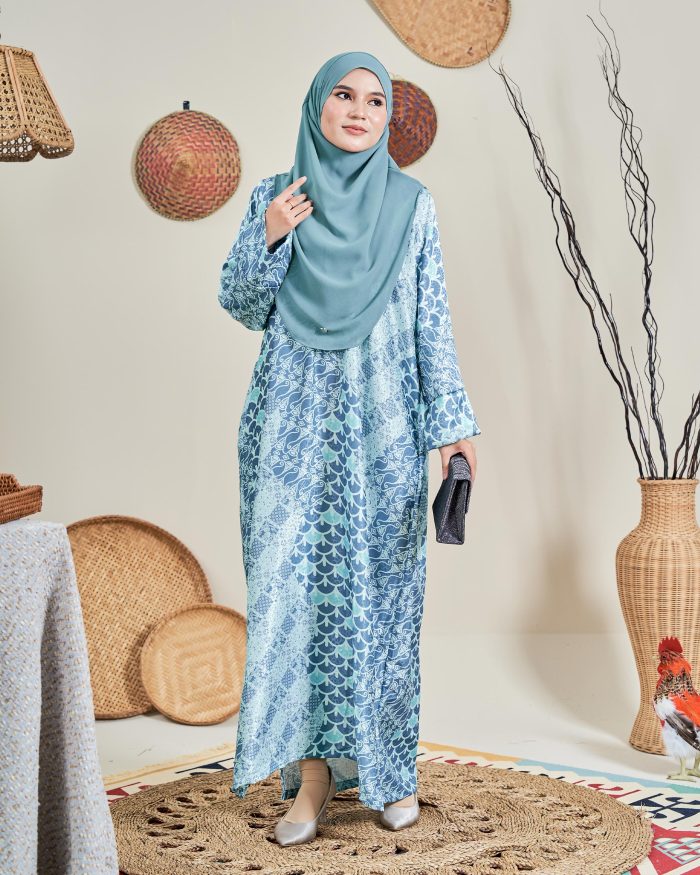 Kaftan Batik Sultanah – Zahra Turqoise Blue - Image 2