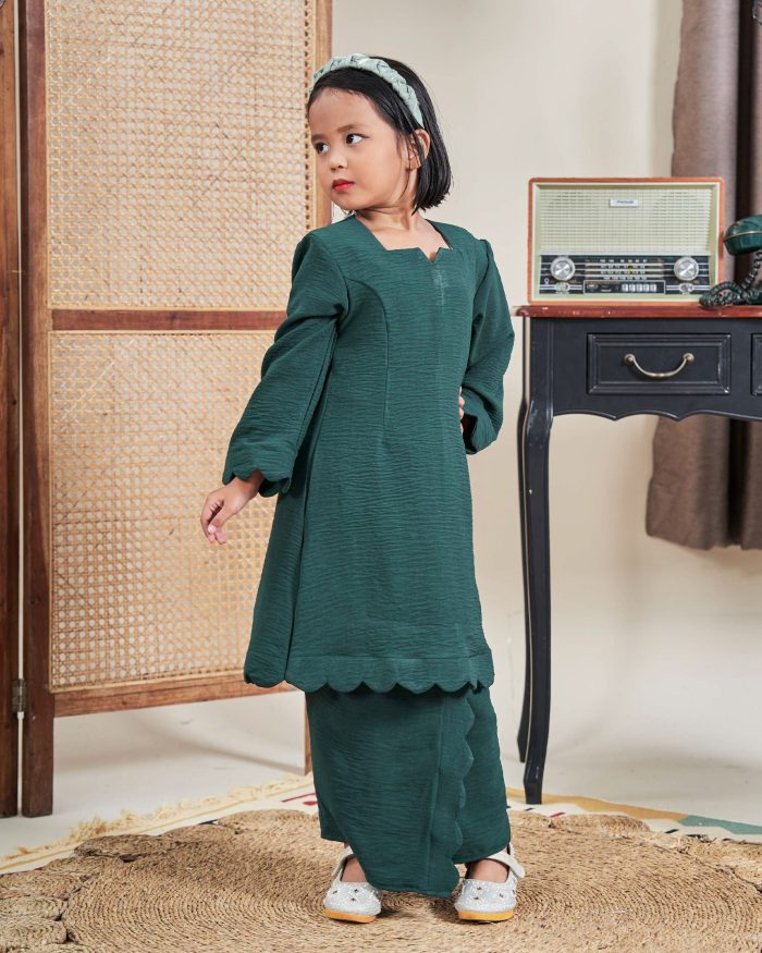 Baju Kurung Jelita Kids - Emerald Green - Image 4
