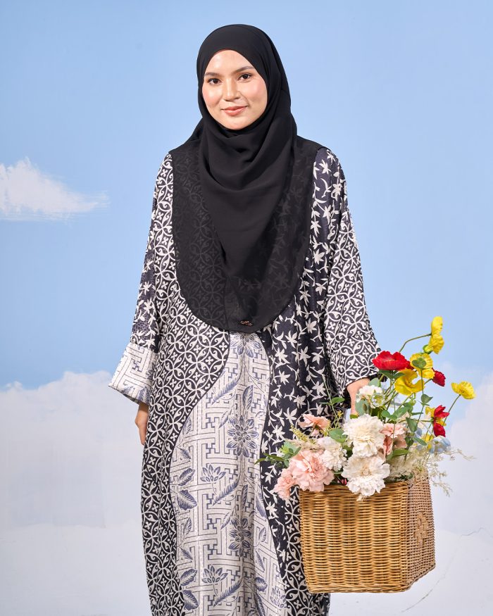 Kaftan Batik Sultanah - Iesya Silver Black - Image 5