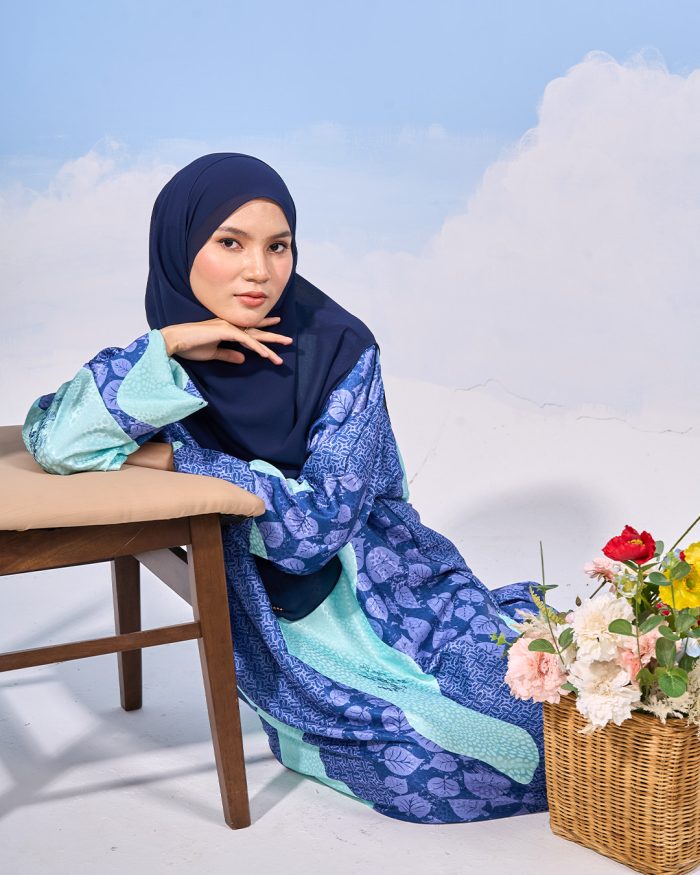 Kaftan Batik Sultanah - Irma Minty Blue - Image 2