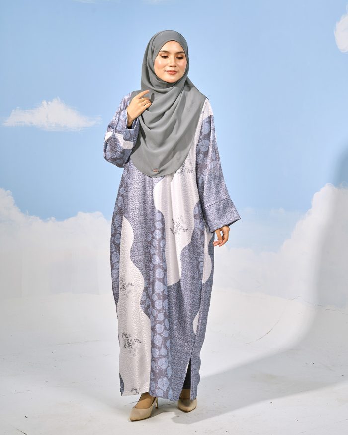 Kaftan Batik Sultanah - Irma Salt Grey - Image 3