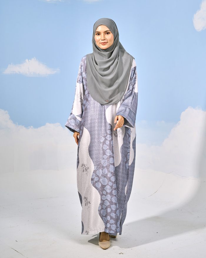 Kaftan Batik Sultanah - Irma Salt Grey - Image 4