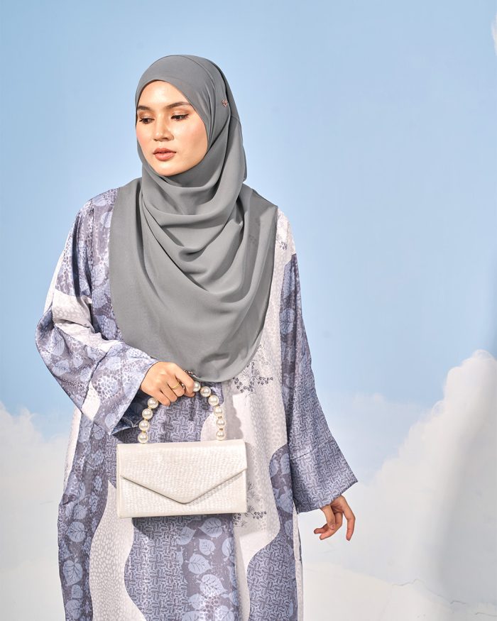 Kaftan Batik Sultanah - Irma Salt Grey - Image 7