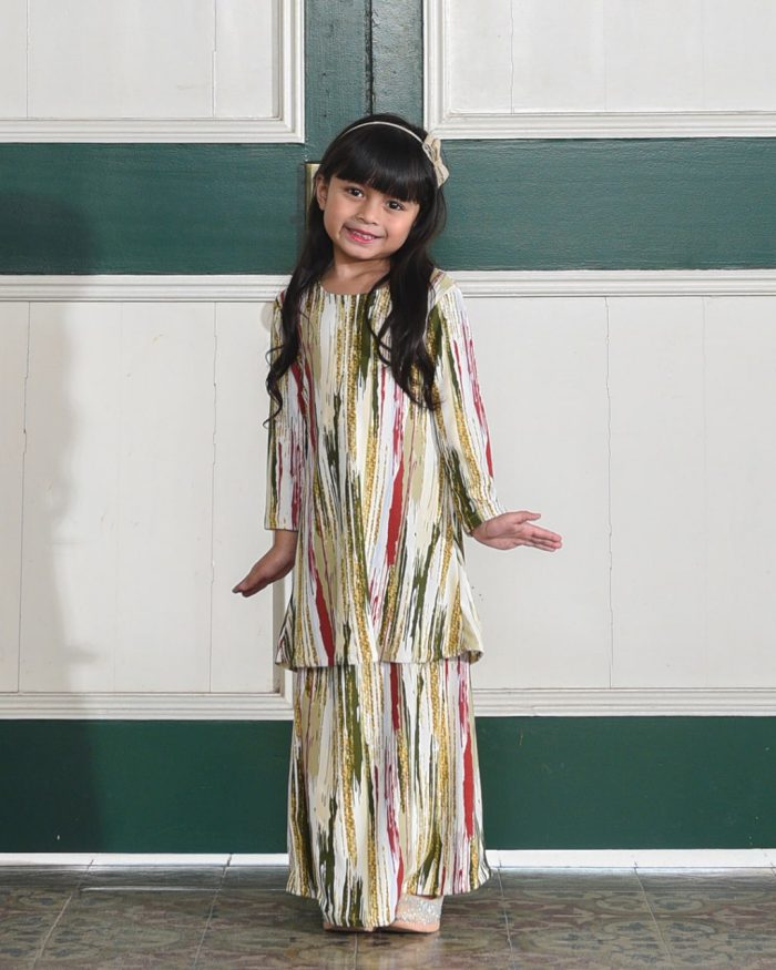 Kurung Lara Kids – Sparkling Army