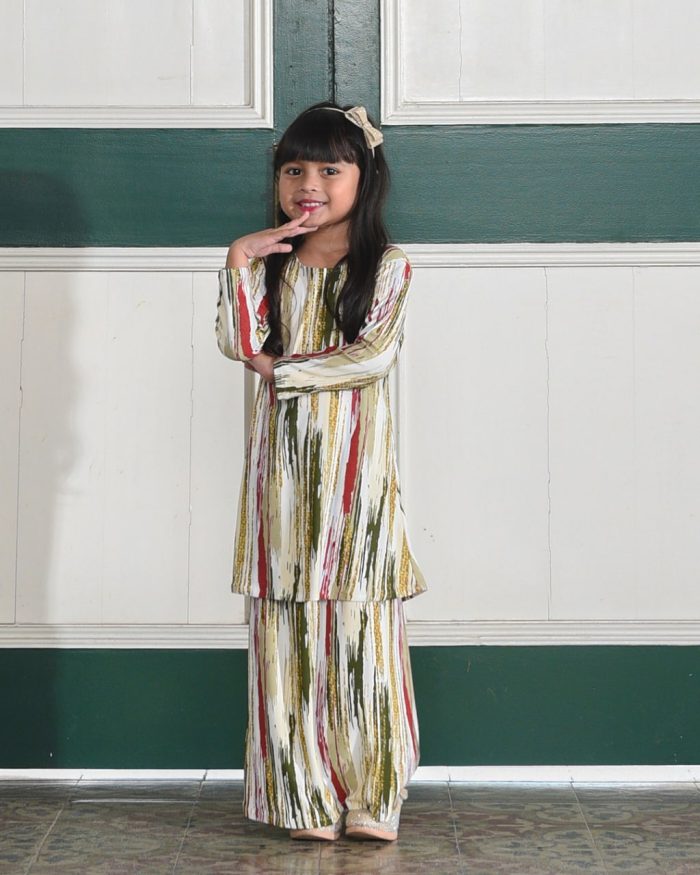 Kurung Lara Kids – Sparkling Army - Image 3