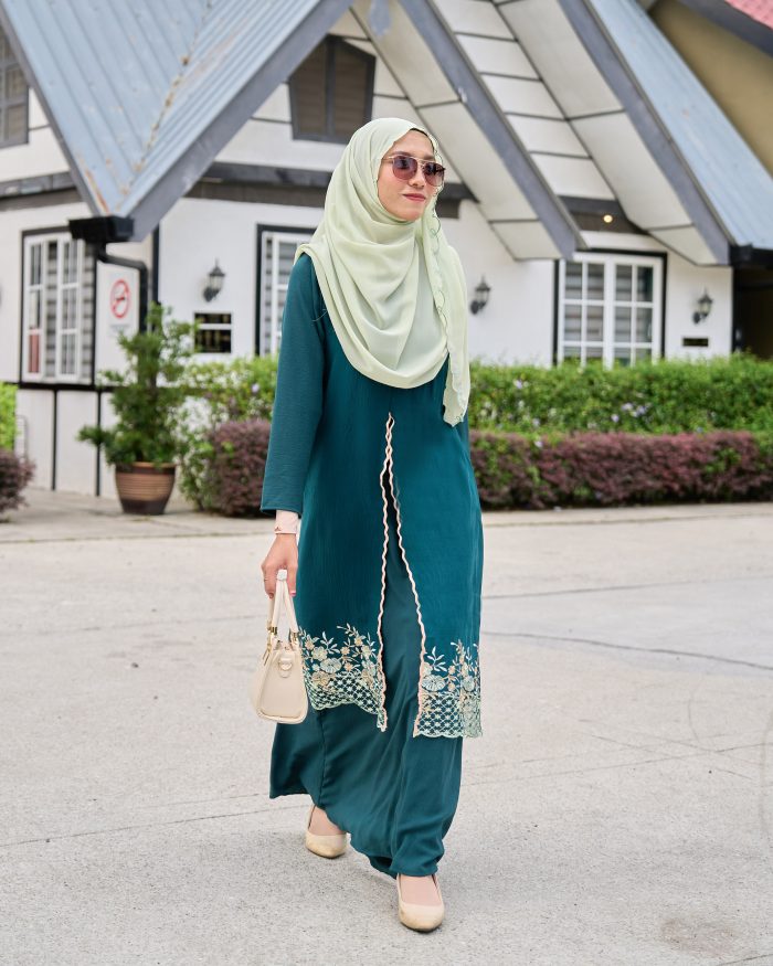 Abaya Sulam Hani - Teal Green - Image 2