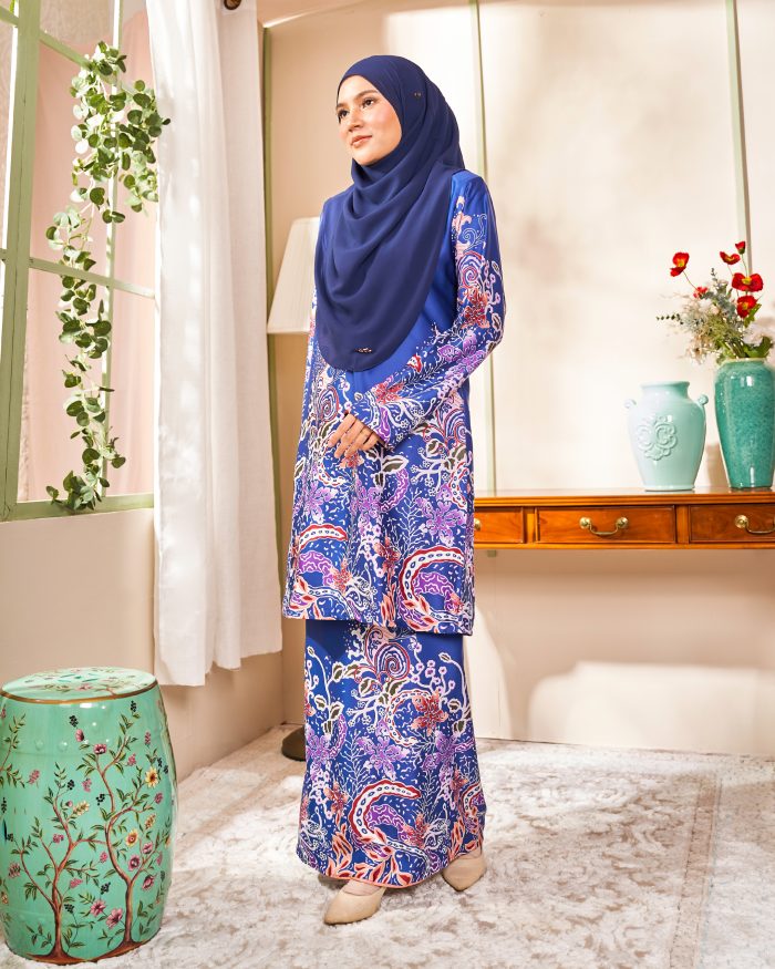 Baju Kurung Moden Batik Sultanah 4.0 - Andika Saphire Blue