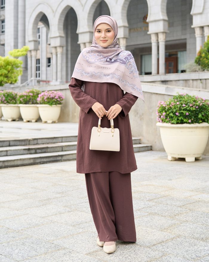 Baju Kurung Pahang Sara - Dark Umber - Image 2