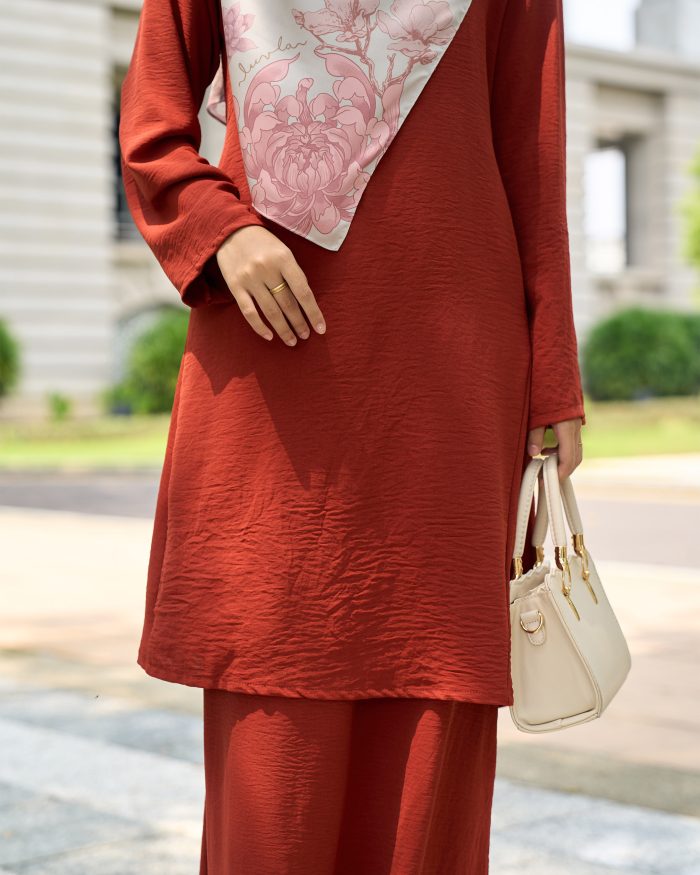 Baju Kurung Pahang Sara - Sweet Paprika - Image 3