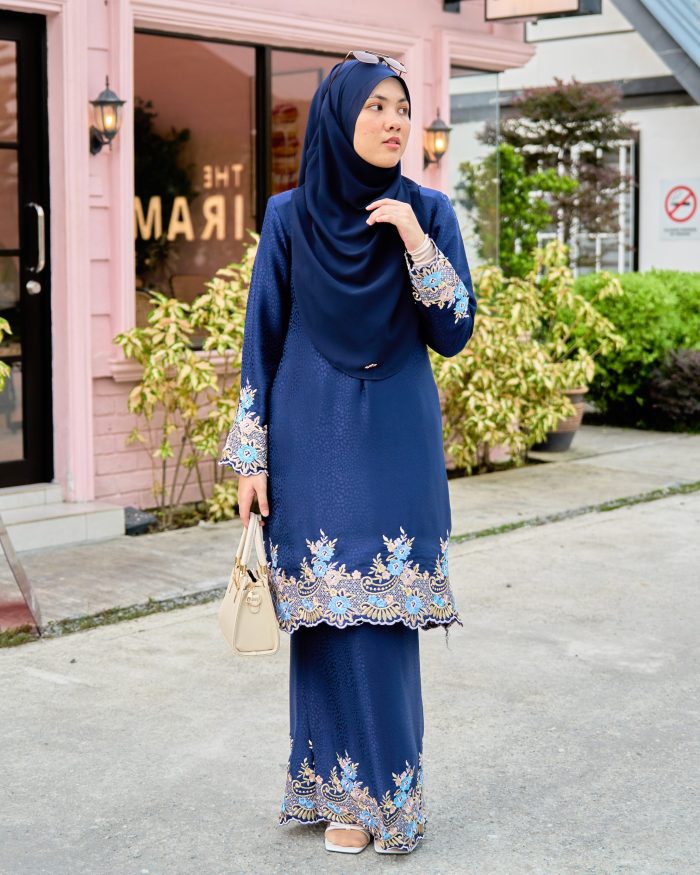 Baju Kurung Sulam Malika - Navy Blue