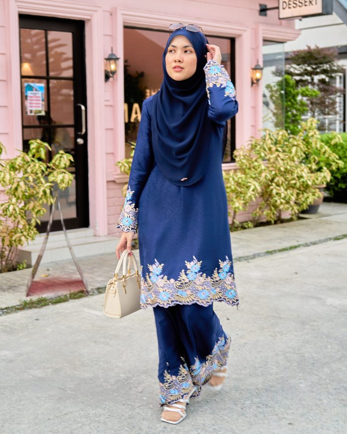 Baju Kurung Sulam Malika - Navy Blue - Image 2