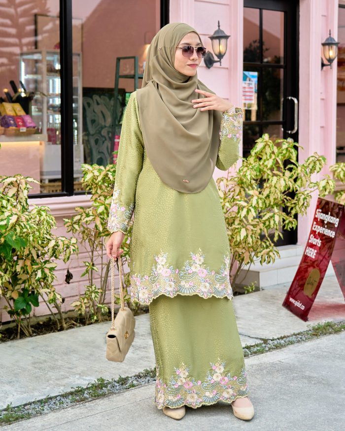 Baju Kurung Sulam Malika - Pickle Green - Image 2