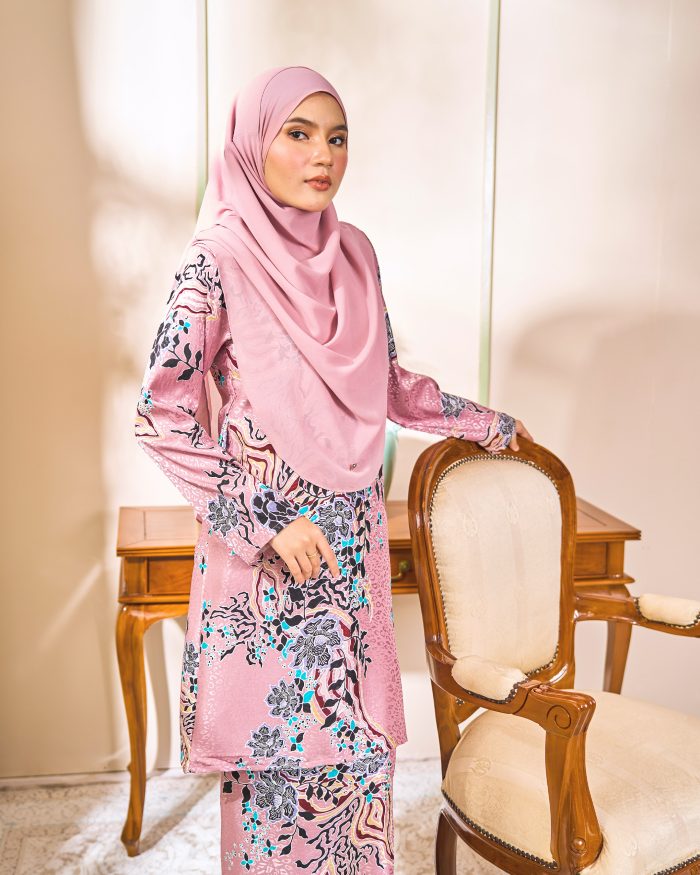 Baju Kurung Moden Batik Sultanah 6.0 - Mekar Rose Pink - Image 3