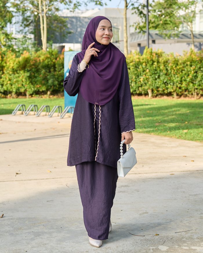 Baju Kebarung Sulam Sharmila - Violet Indigo