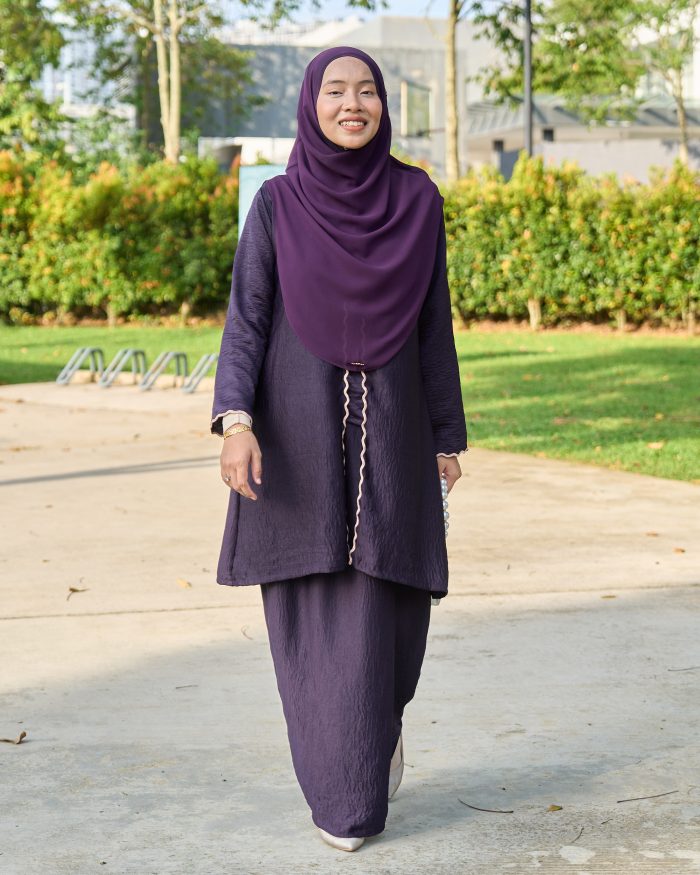 Baju Kebarung Sulam Sharmila - Violet Indigo - Image 2