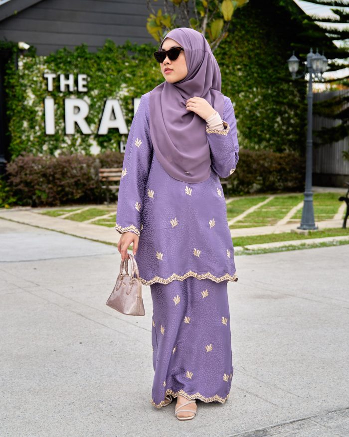 Baju Kurung Moden Sulam Tabur Marisa - Wisteria - Image 2