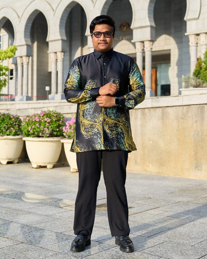 Baju Kemeja Batik Sultan Teja 10.0 - Black Gold