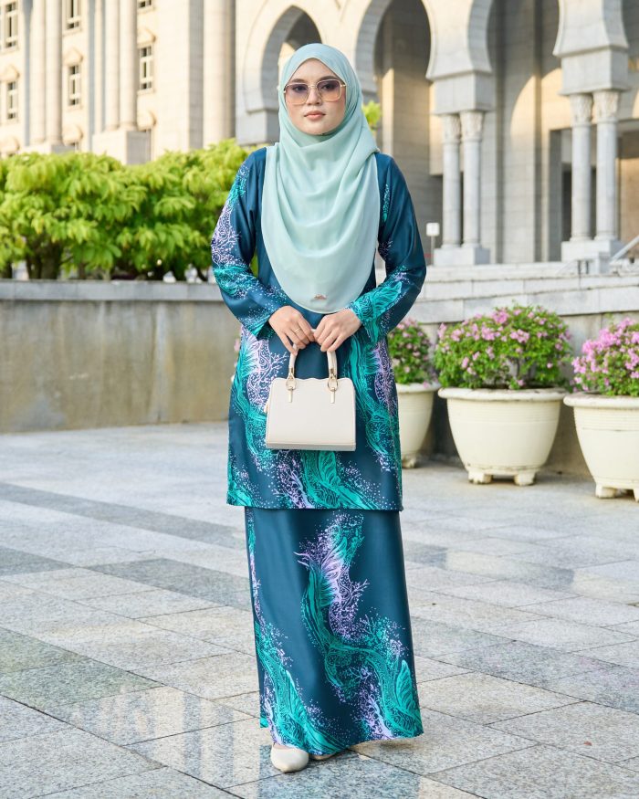 Baju Kurung Moden Batik Sultanah Teja 10.0 - Dark Teal