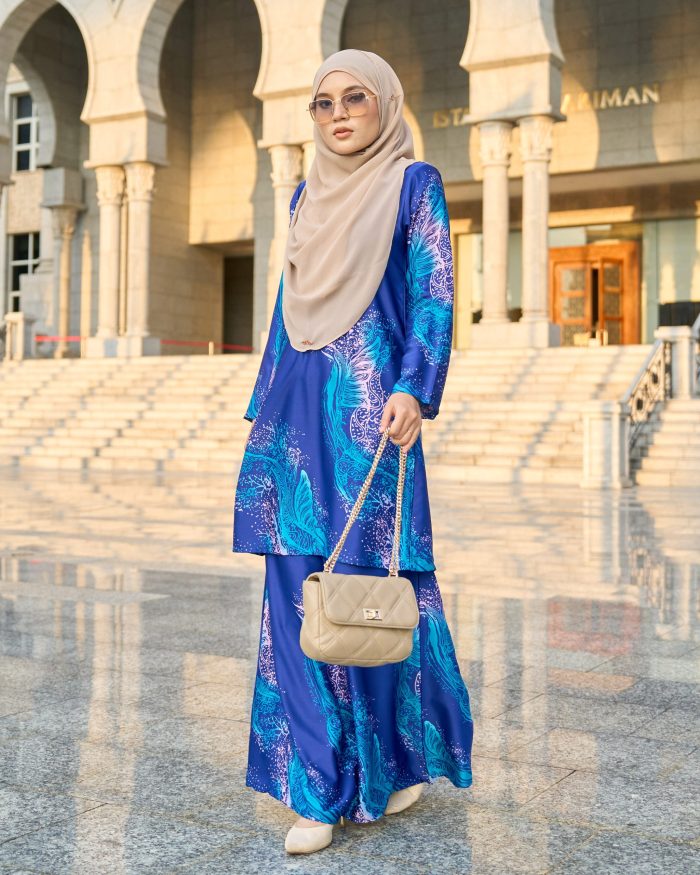 Baju Kurung Moden Batik Sultanah Teja 10.0 - Royal Blue - Image 3