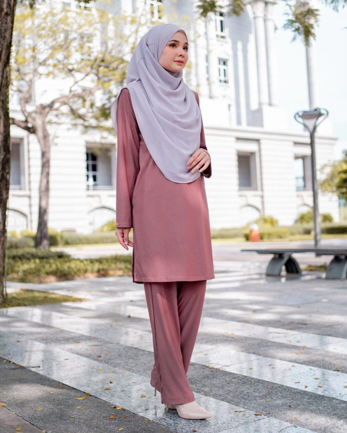 Suit Lubna 3.0 - Saddle Brown