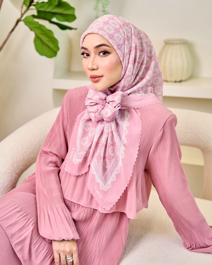 Valily Tudung Bawal Cotton Voile Essaouira - Azria Pink - Image 3