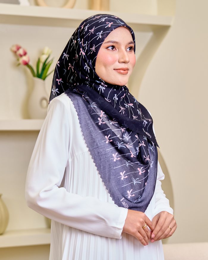 Valily Tudung Bawal Cotton Voile Essaouira - Hera Black - Image 2