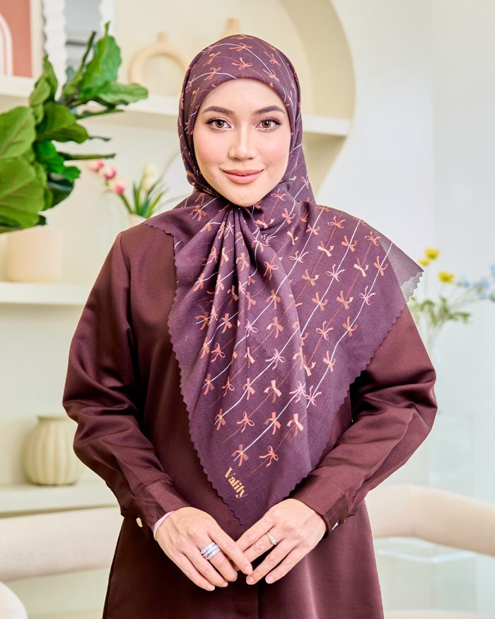 Valily Tudung Bawal Cotton Voile Essaouira - Hera Brown - Image 7