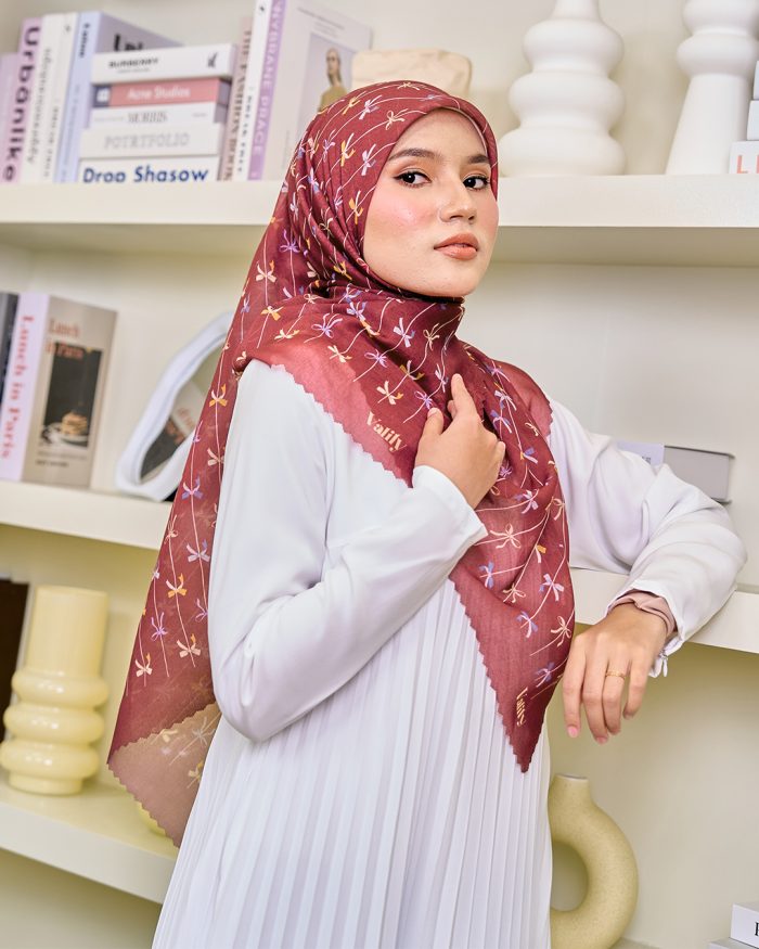 Valily Tudung Bawal Cotton Voile Essaouira - Hera Red