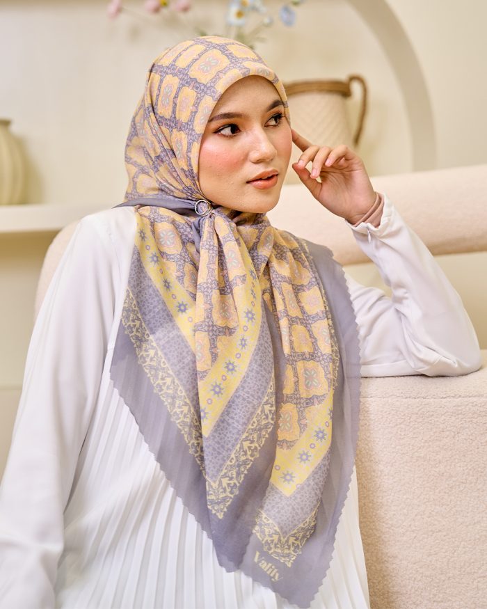 Valily Tudung Bawal Cotton Voile Essaouira - Yara Pebble