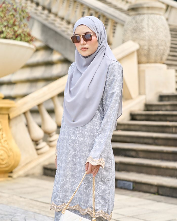 Baju Kurung Sulam Sultanah - Kasturi Dusty Grey - Image 4