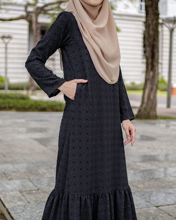 Dress Ruffle Lasha - Matte Black - Image 2