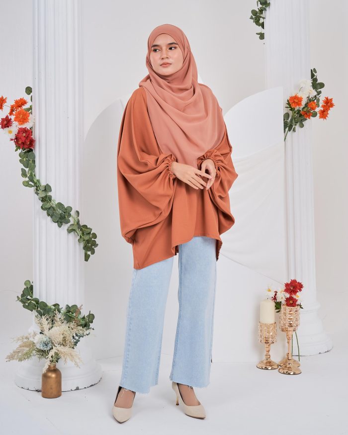 Batwing Hara - Brick Brown